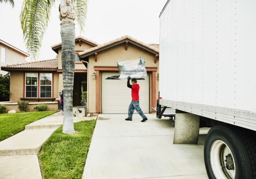 The Best Time to Move: Expert Tips for Saving Money and Avoiding Stress